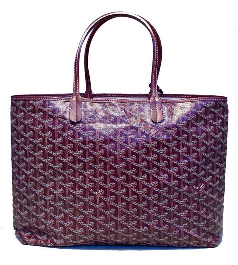 Goyard tote with snap closure